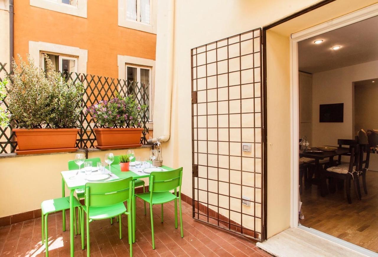 Apartment With Terrace Near Piazza Navona - Fromhometorome Rom